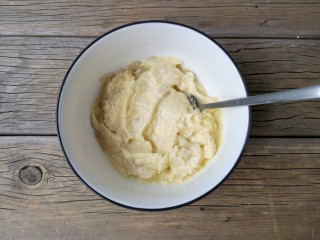 没烤箱也要做烘焙——榴莲酥 