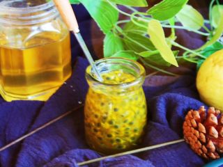 冬喝金色百香果蜂蜜茶 