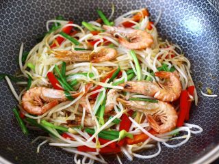 绿豆芽炒红虾 