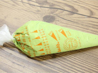 抹茶心形小蛋糕 